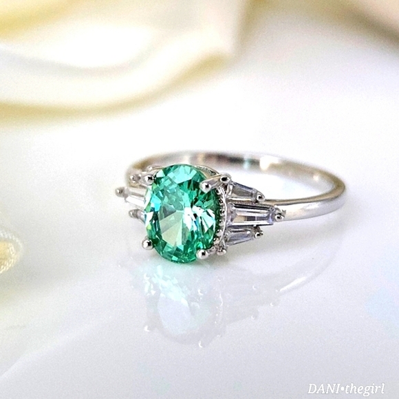 Sterling Silver White Gold Oval Mint Sapphire & Baguette CZ Diamond Side Stones - Picture 3 of 11